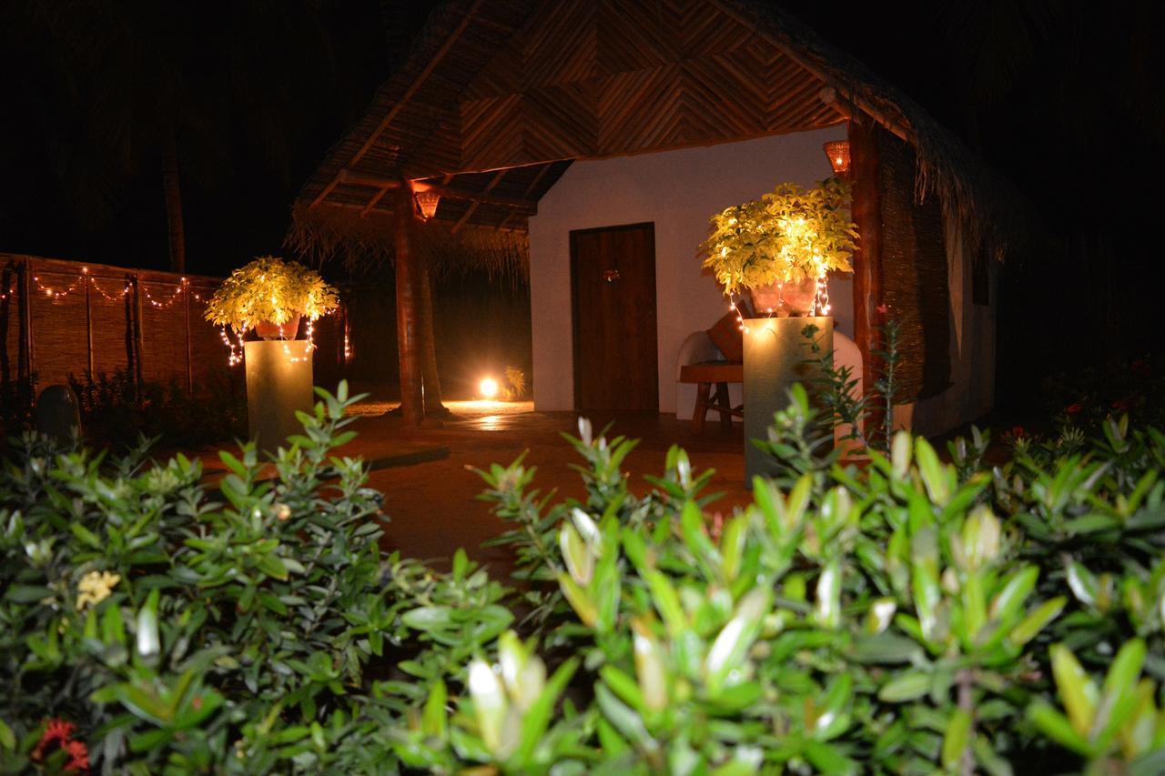 Roshanne Beach Resort Калпития Экстерьер фото
