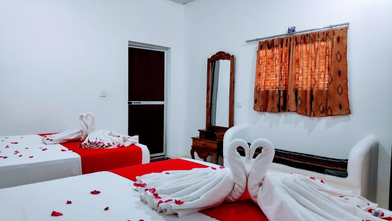 Roshanne Beach Resort Калпития Экстерьер фото