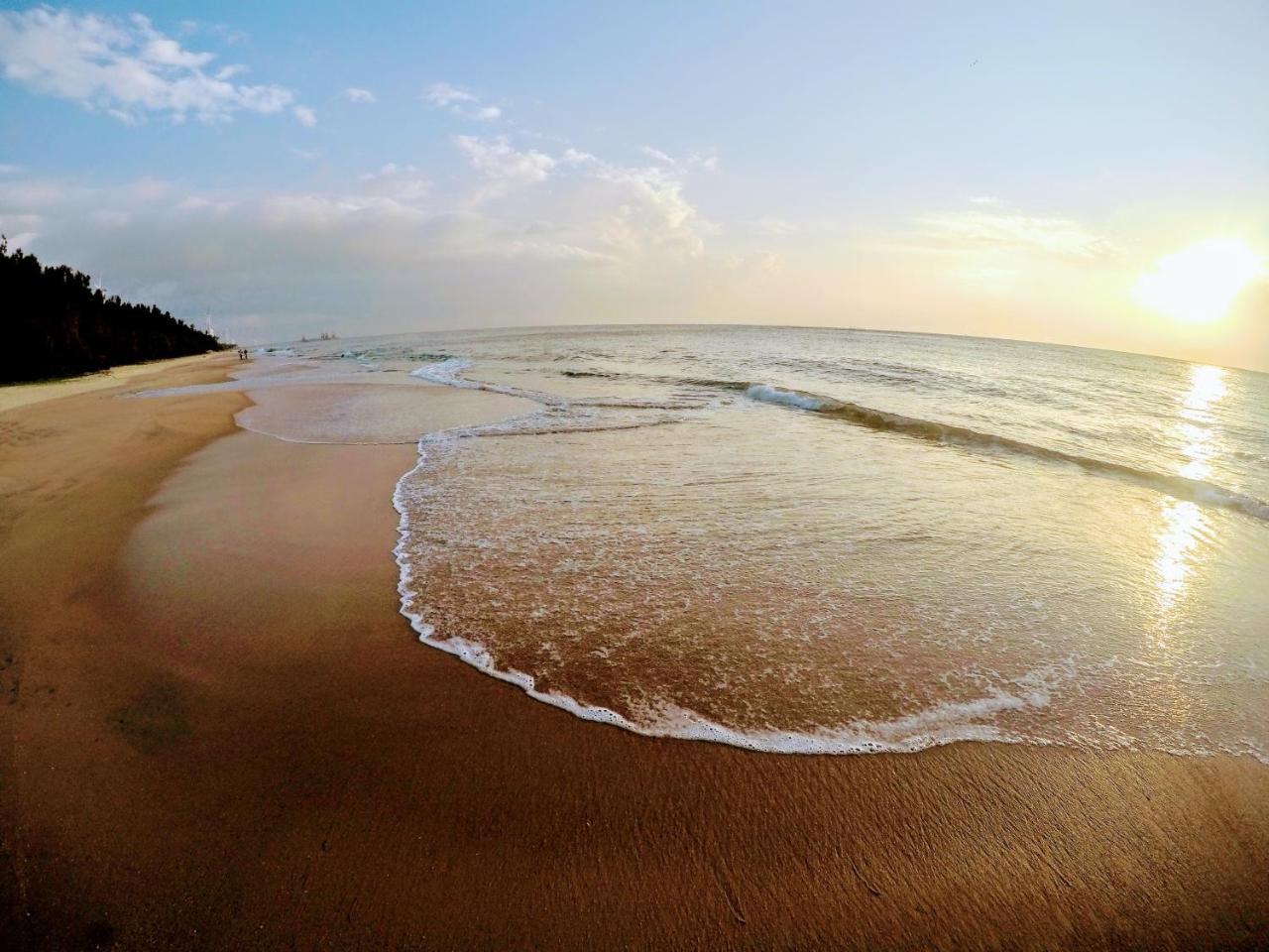 Roshanne Beach Resort Калпития Экстерьер фото